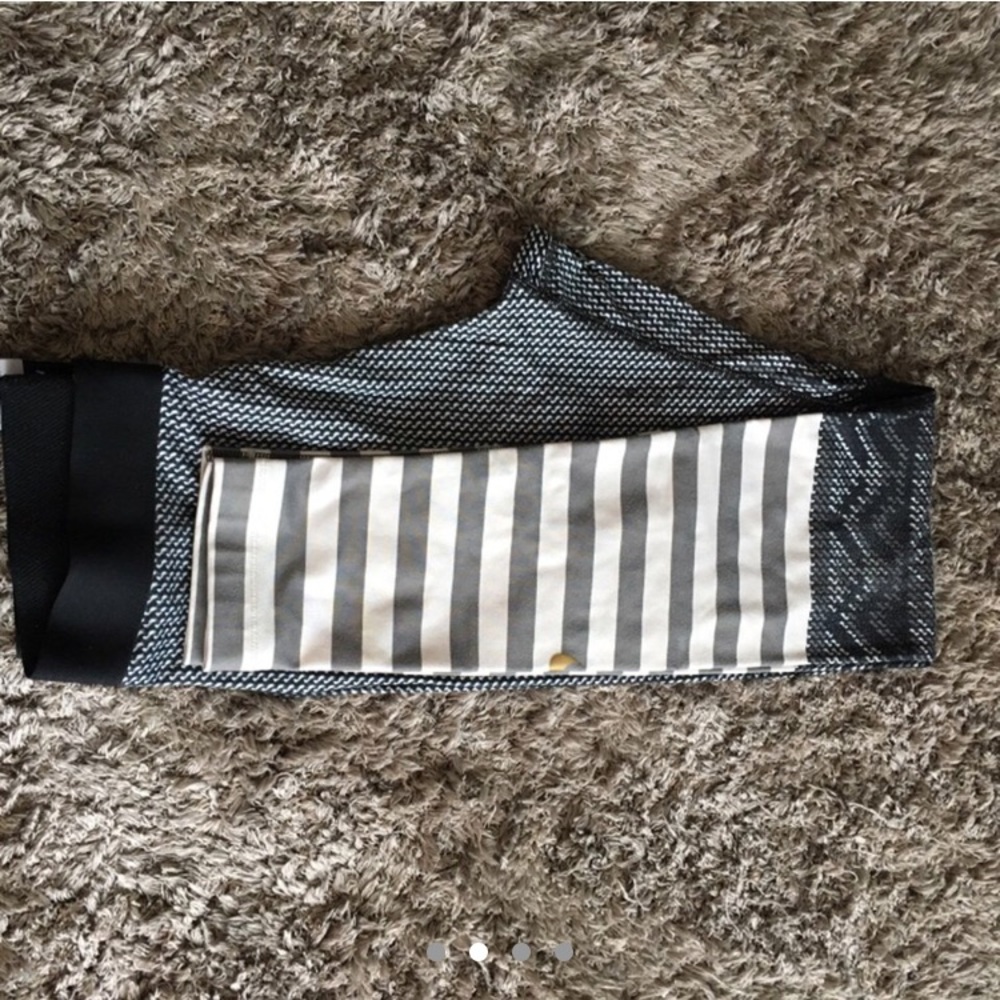 Nike Pro Fleece Lined Leggings - Picture 3 of 4
